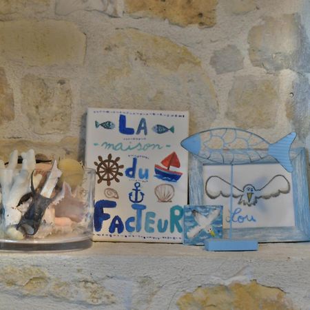 La Maison Du Facteur Saint-Denis-d'Oleron Luaran gambar
