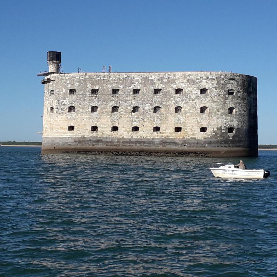 La Maison Du Facteur Saint-Denis-d'Oleron Luaran gambar